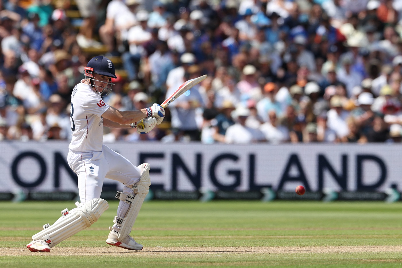 Brook and Smith centuries lead England’s fightback on July 4, 2025 at 3:07 pm