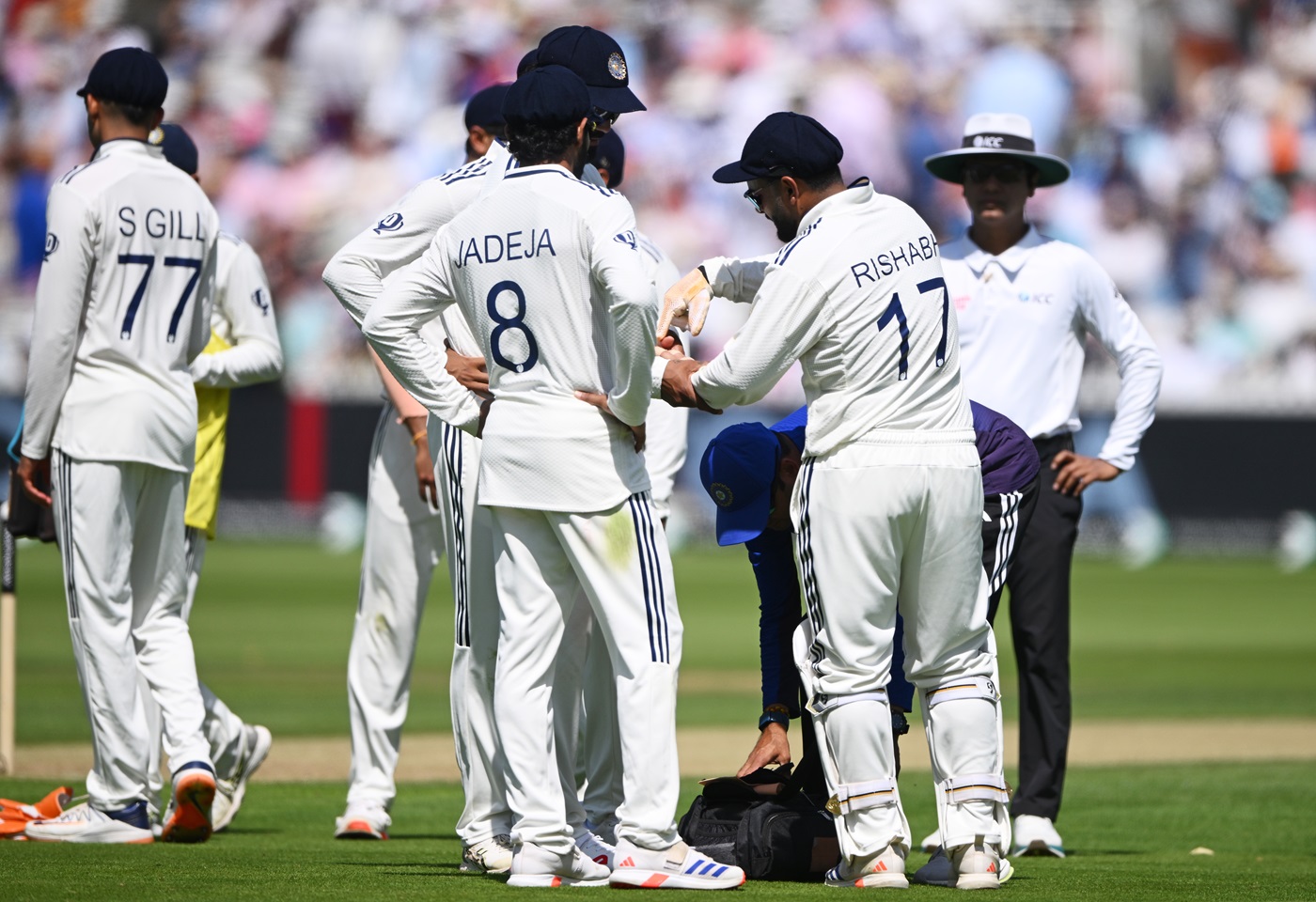 Pant suffers blow to finger, Jurel called up as substitute keeper on July 10, 2025 at 2:25 pm