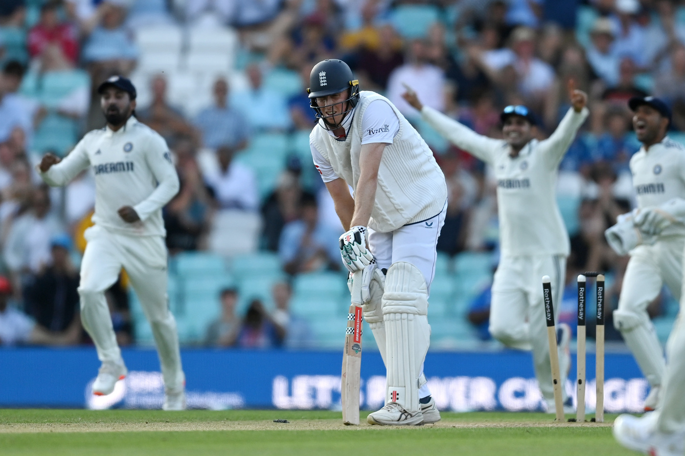 Jaiswal hundred, Siraj’s late strike make India favourites on August 2, 2025 at 6:46 pm