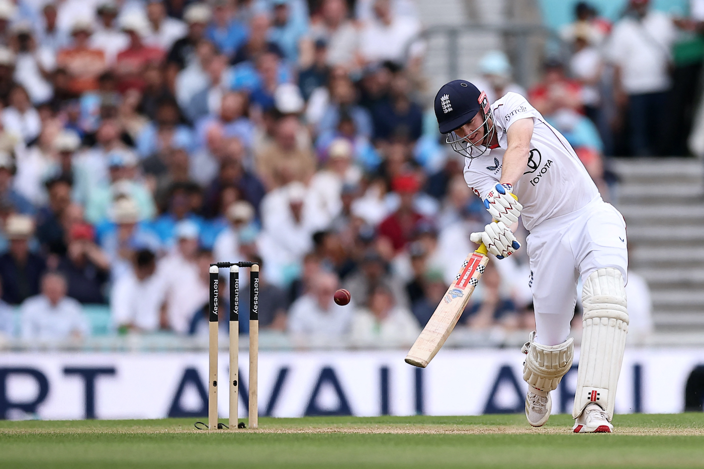 Brook counterattacks after Siraj and Prasidh’s strikes on August 3, 2025 at 12:27 pm