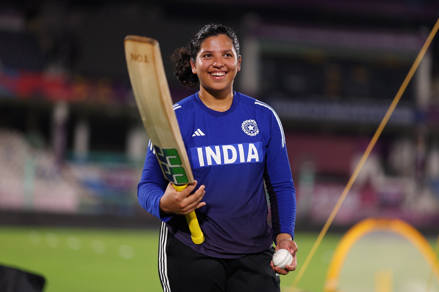 India, South Africa seek momentum amid unpredictable World Cup on October 8, 2025 at 3:40 pm